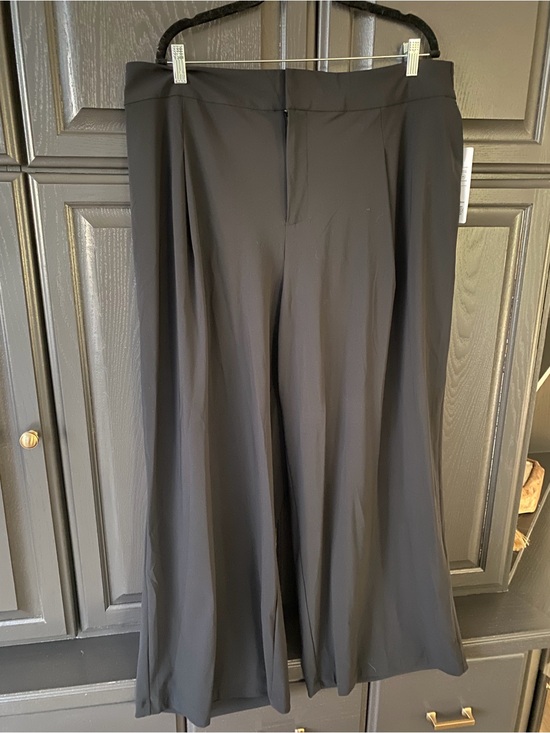 Athleta Pants - NWT Athleta Pinnacle High Rise Trouser - Black - Size 20